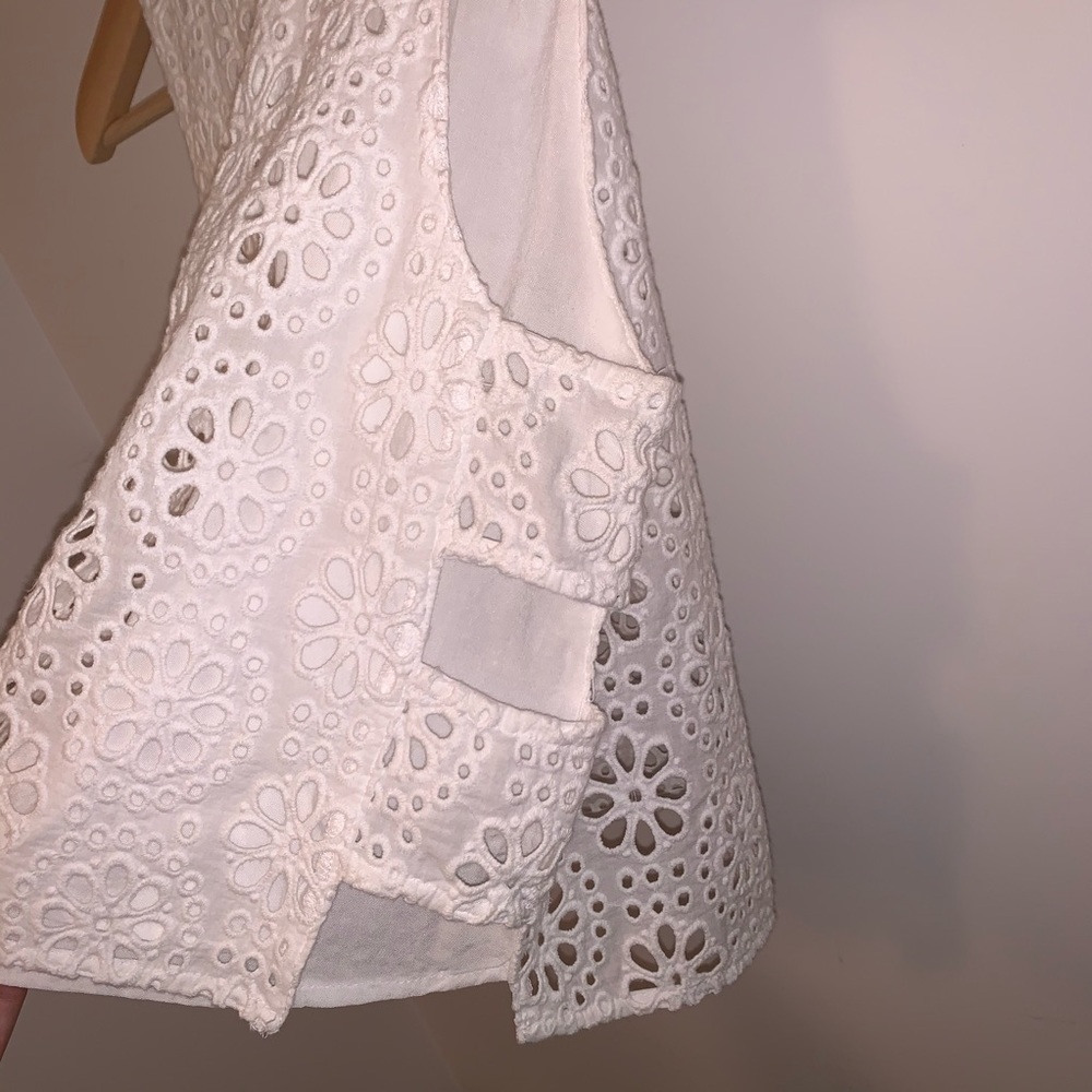 white top - Picture 3 of 6